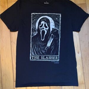 Ghost Face The icon of Halloween Men’s Small Tshirt. Graphic. The slasher/Scream